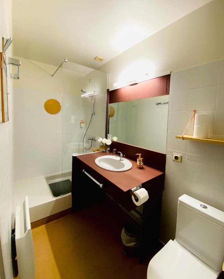 Hotel Le Midi Clermont-Cournon Buitenkant foto