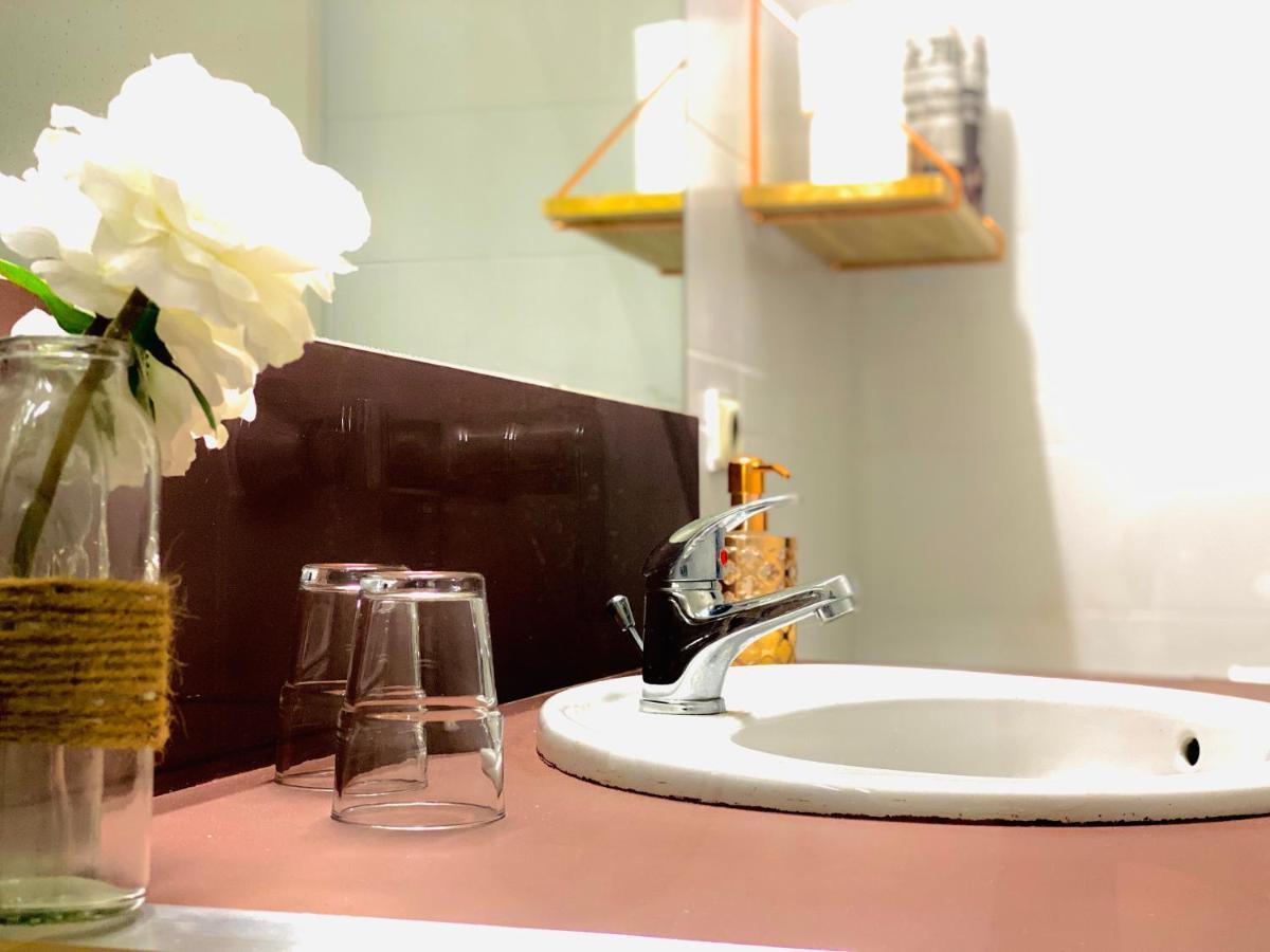 Hotel Le Midi Clermont-Cournon Buitenkant foto