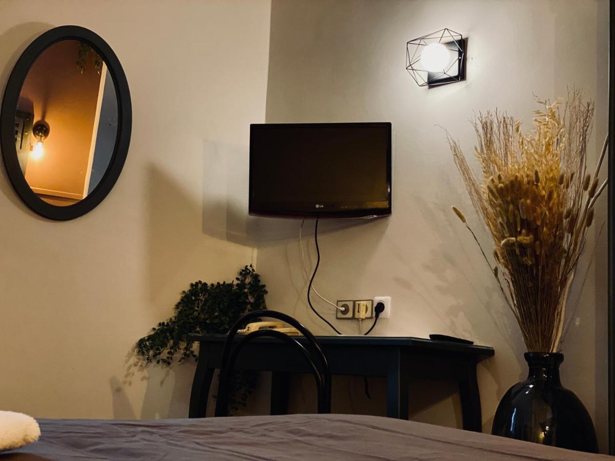 Hotel Le Midi Clermont-Cournon Buitenkant foto