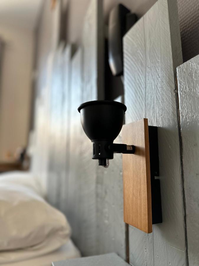 Hotel Le Midi Clermont-Cournon Buitenkant foto