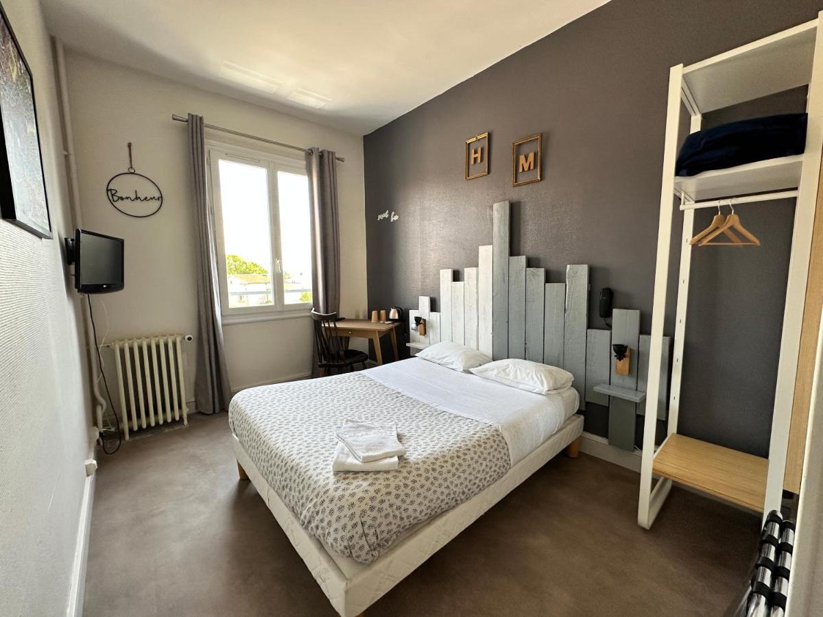 Hotel Le Midi Clermont-Cournon Buitenkant foto