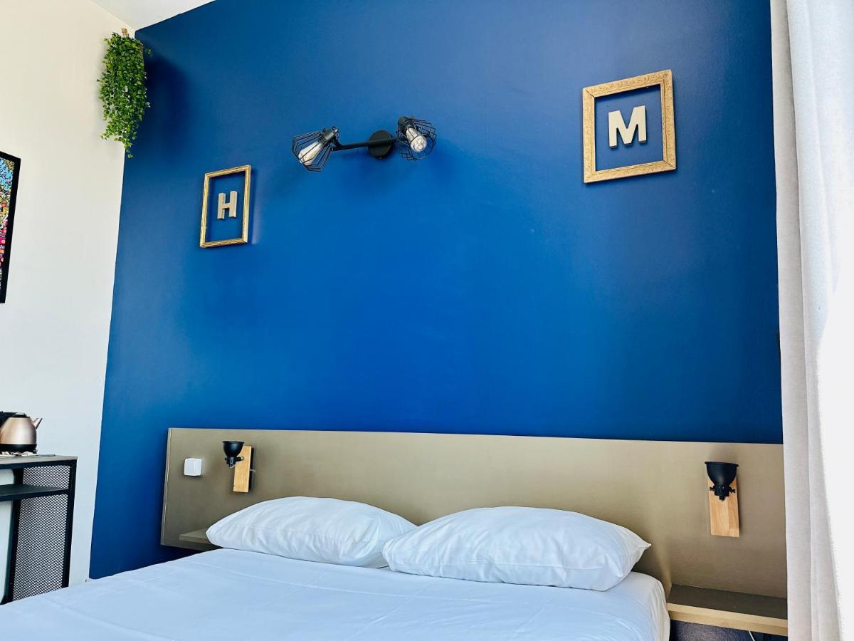 Hotel Le Midi Clermont-Cournon Buitenkant foto
